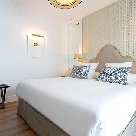 Apartment Genteel Betis 67 *