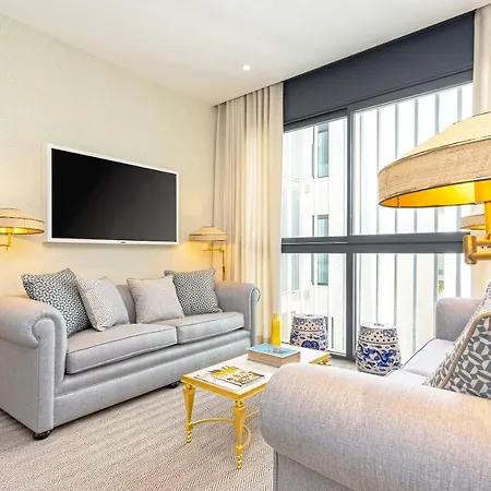 Genteel Betis 67 Apartment *
