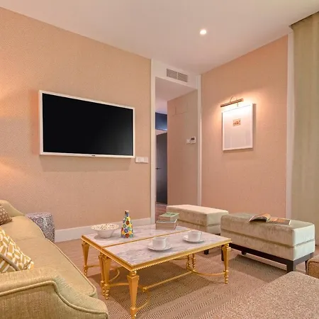 Genteel Betis 67 Apartment