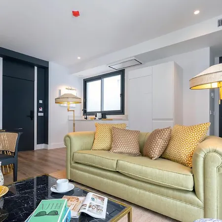 Genteel Betis 67 Apartment *