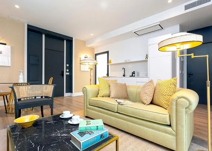 Appartement Genteel Betis 67 *