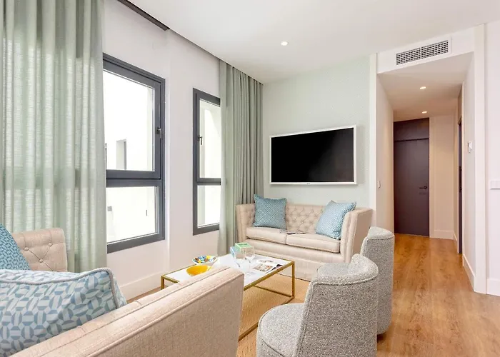 Genteel Betis 67 Appartement *