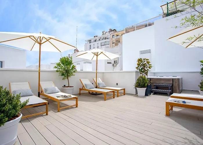 Appartement Genteel Betis 67 *